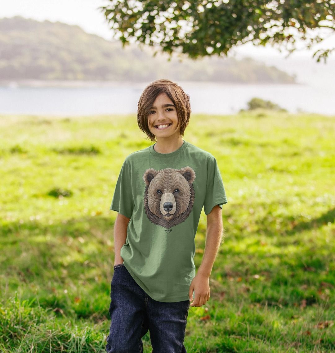 Organic Cotton Kids’ T-Shirt – Embroidery Bear Design