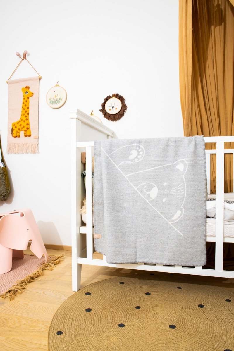100% Merino Wool Baby Blanket for Newborns & Babies (0–18m) - Bear - Tiny Tugz™