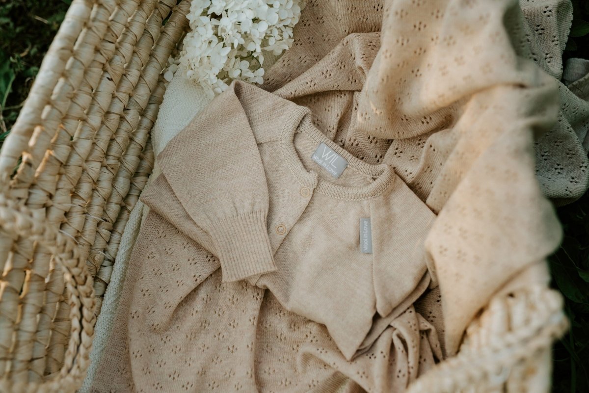 100% Merino Wool Baby Gift Set - Joy (baby blanket, onesie & bonnet) - Tiny Tugz™