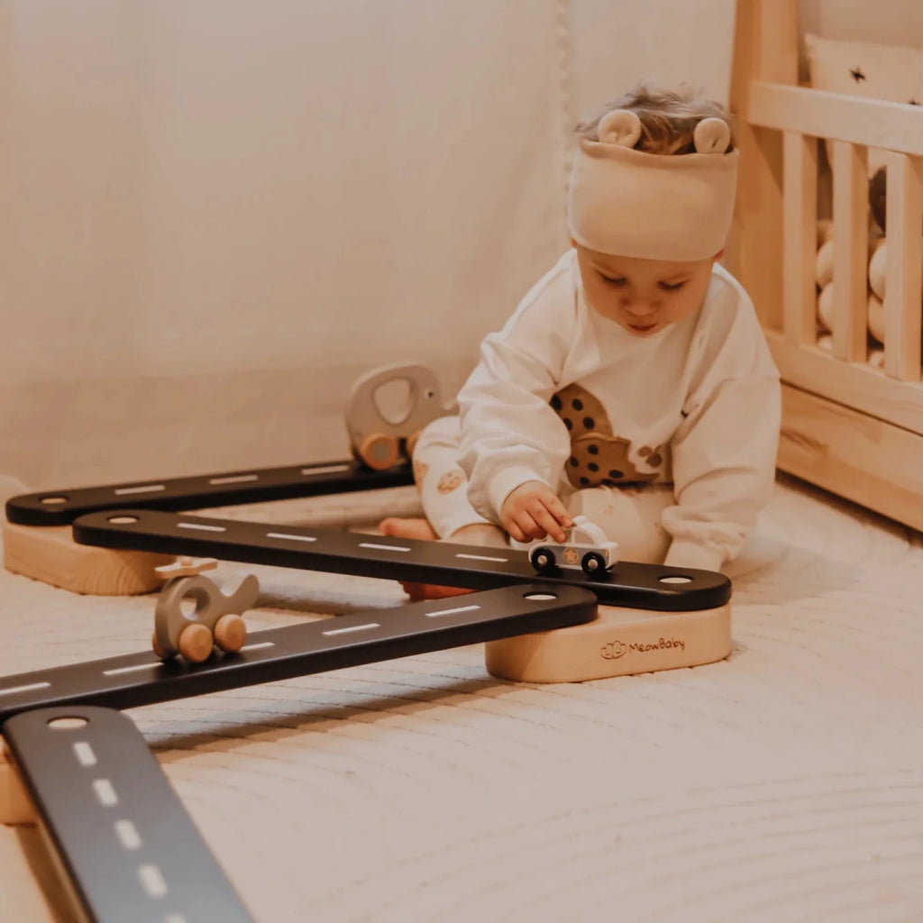 6-Piece Indoor Montessori Wooden Sensory Path for Kids – Balance Beam Learning Set - Tiny Tugz™