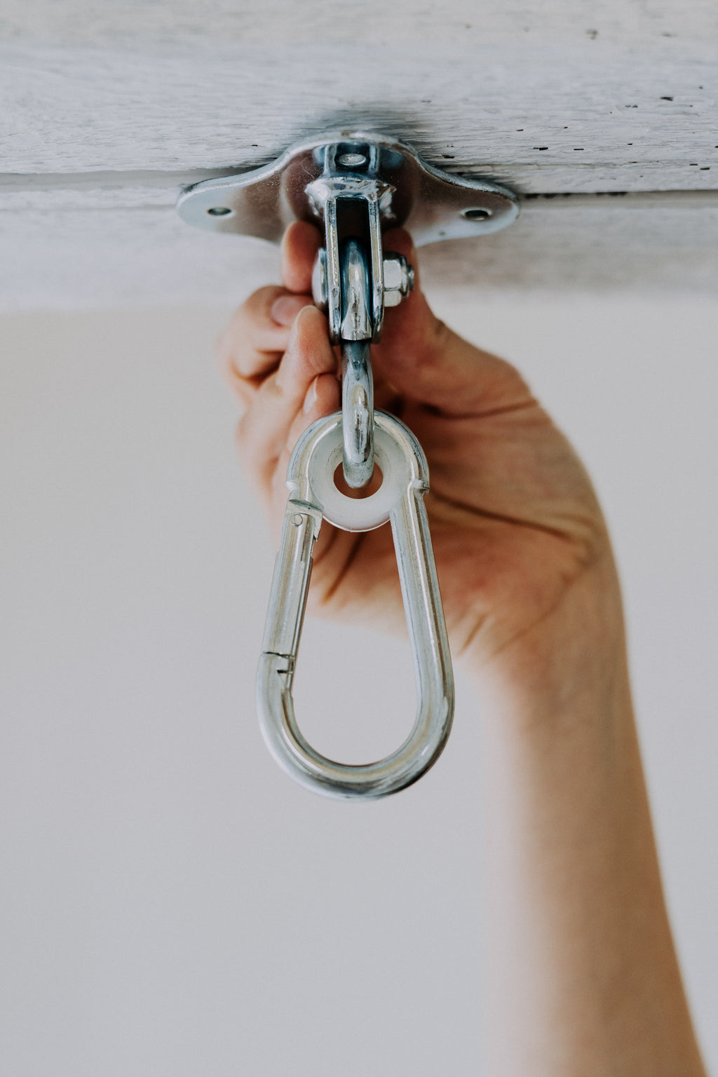 HopOn Swing Hanger for Concrete Ceiling – ceiling mounting hardware for Nofi Kids swings