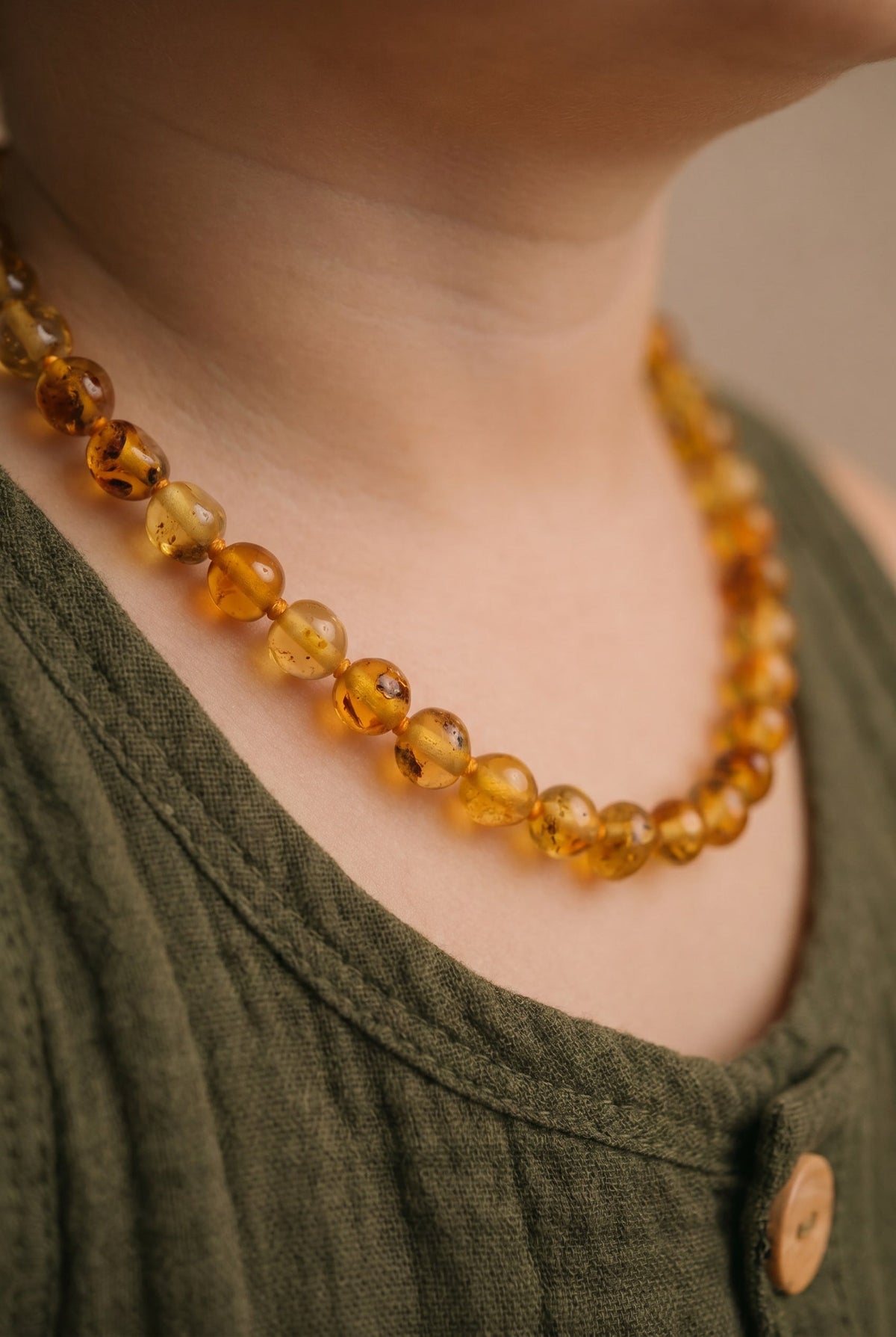 Baby/Child - Amber Necklace - Honey - Polished Round Beads - 33cm
