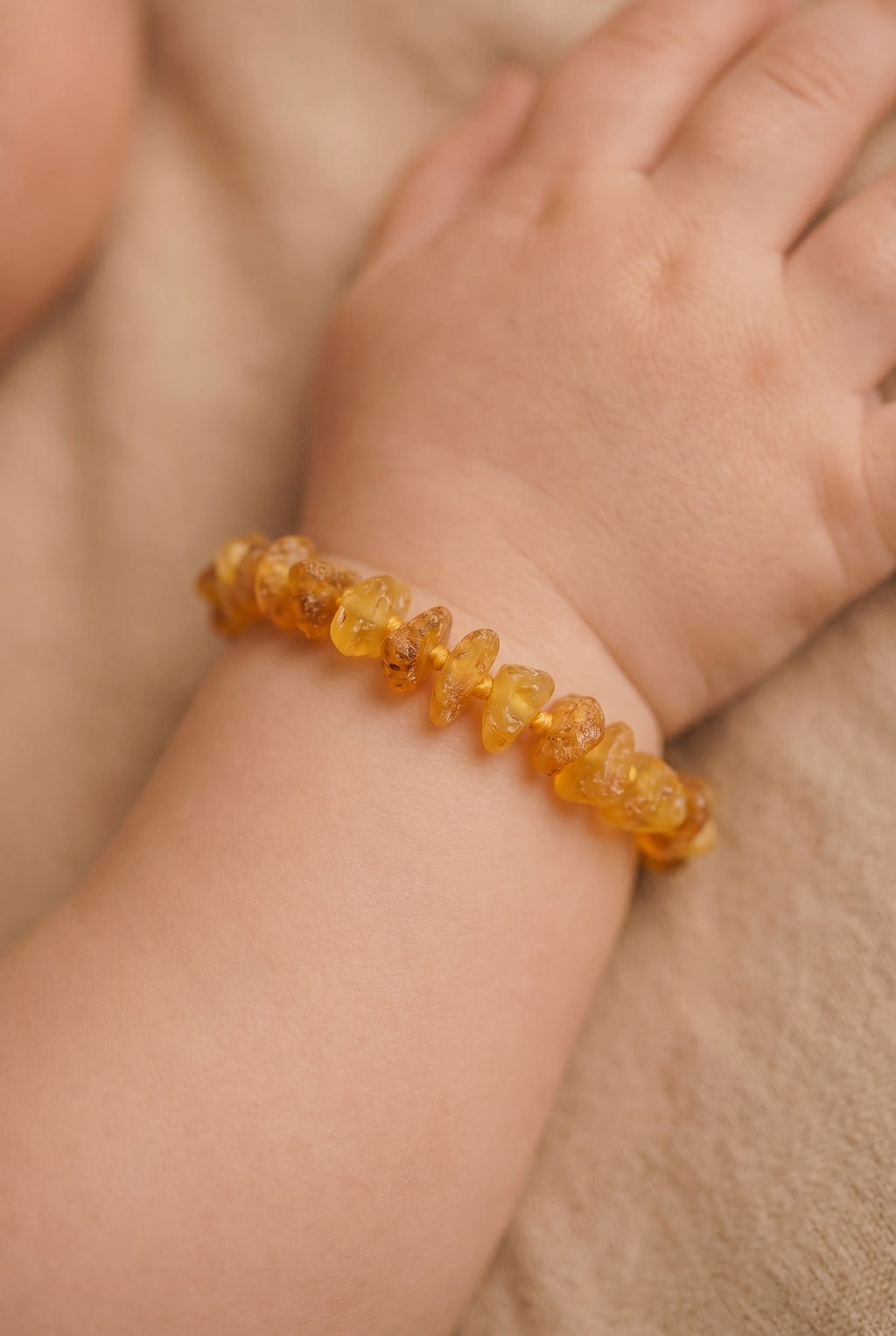Baby/Child - Amber Bracelet - Chips, Raw Beads - 14cm - Lemon