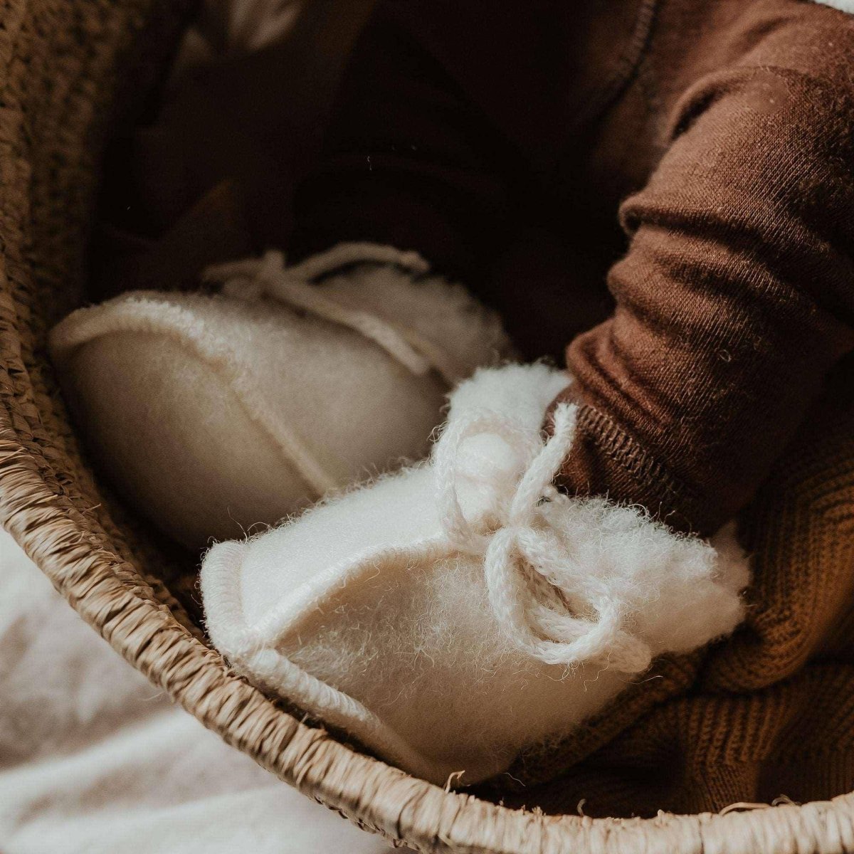 Baby/Newborn Wool Booties - Natural - Tiny Tugz™