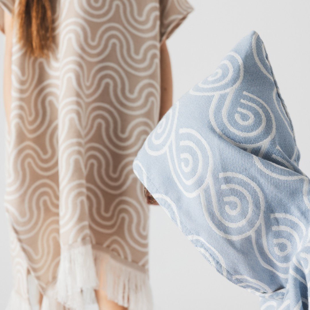 Bamboo Kids Bath Poncho (Sand) - Tiny Tugz™