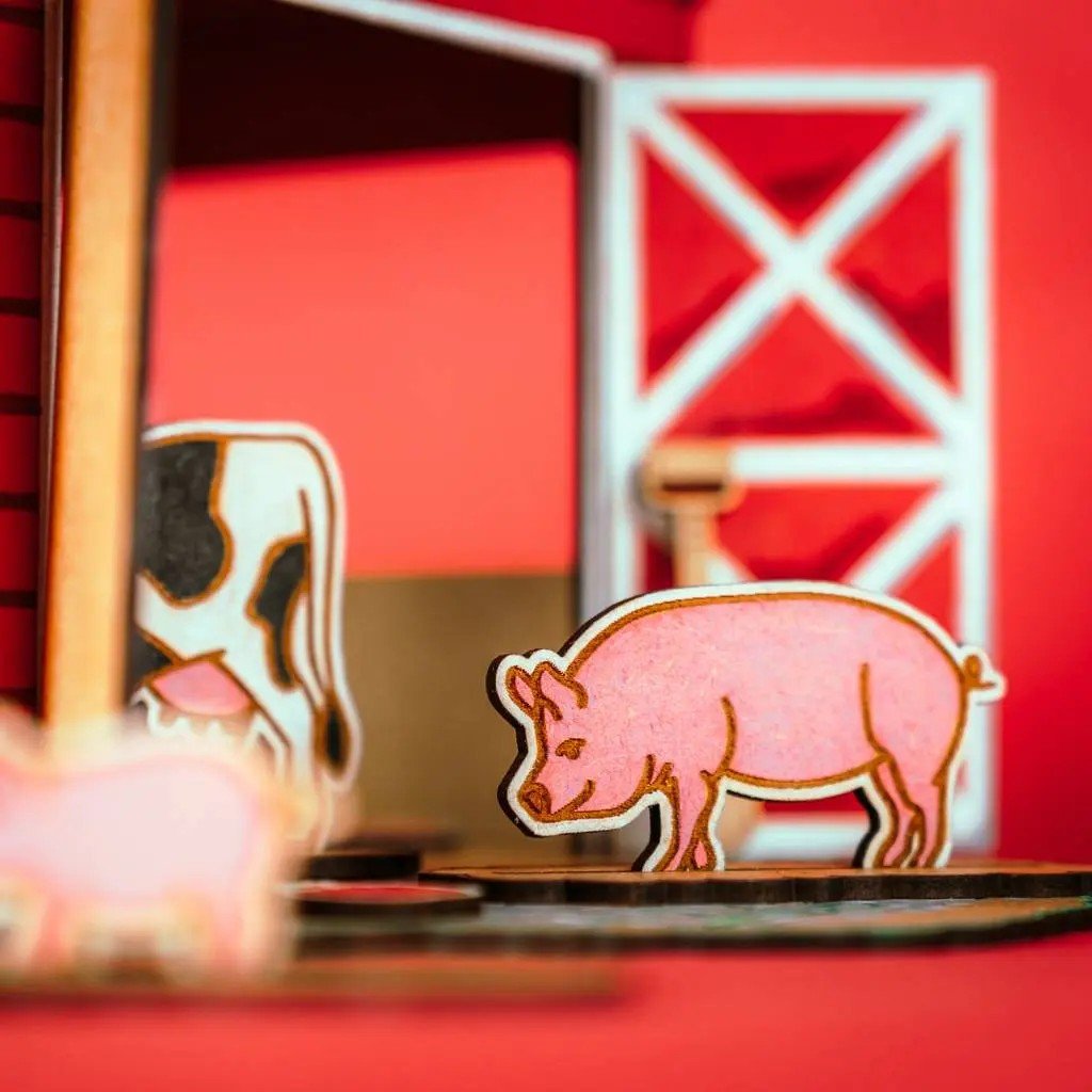 Barn Life - Colour-Your-Own Wooden Play Set - Tiny Tugz™