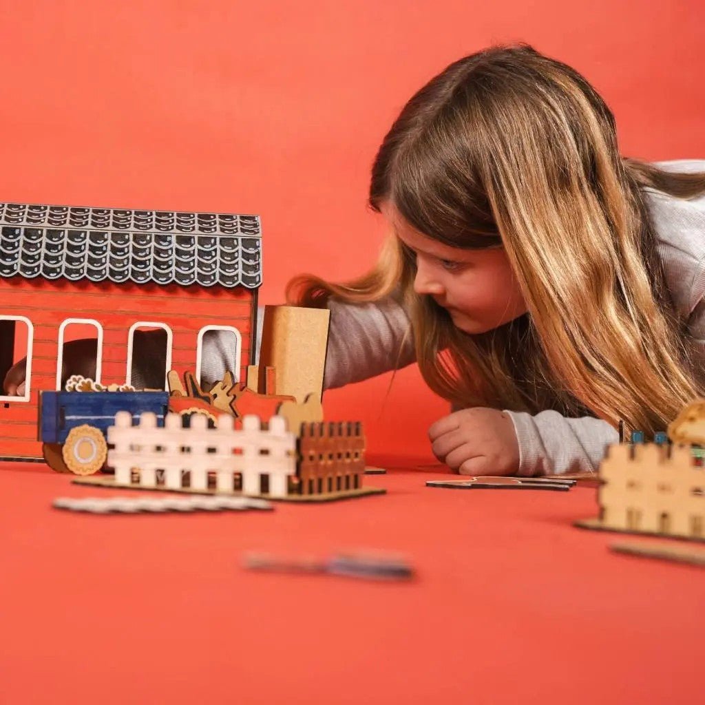 Barn Life - Colour-Your-Own Wooden Play Set - Tiny Tugz™