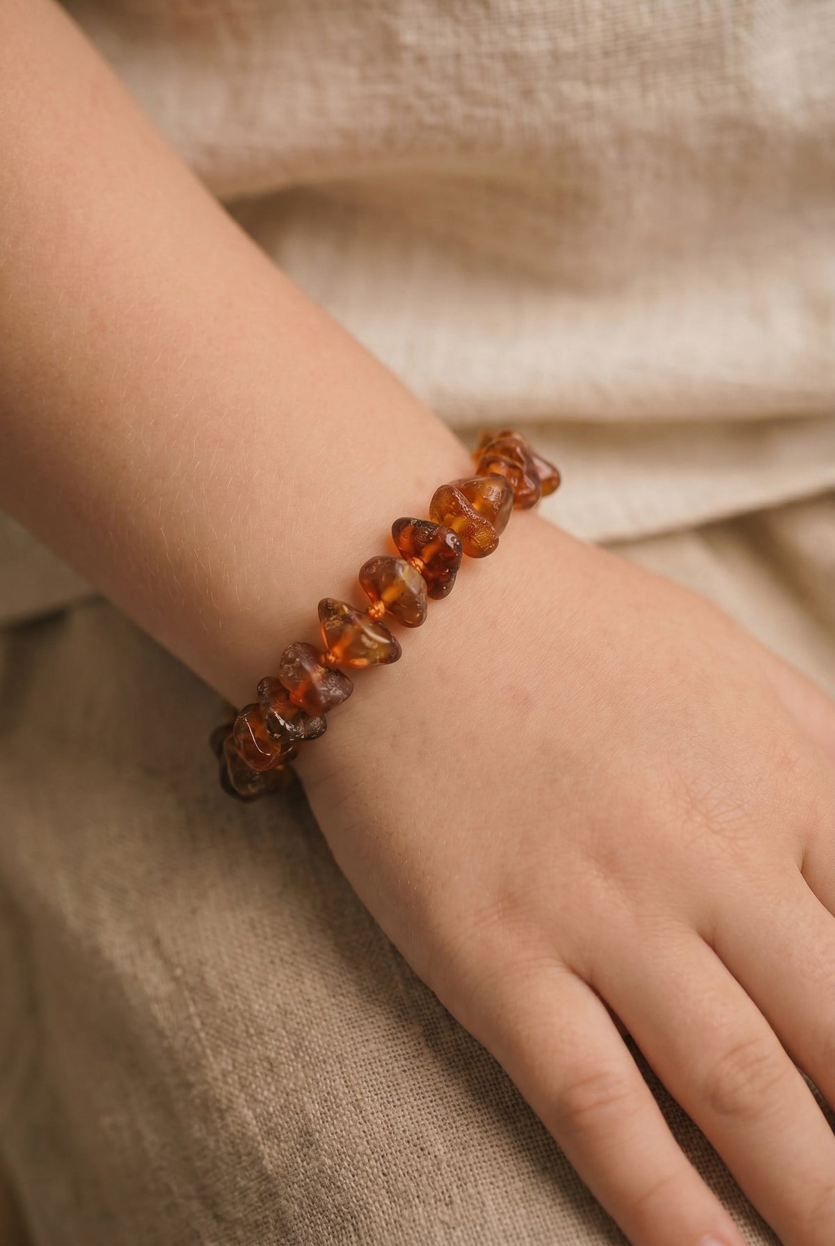 Baby/Child - Amber Bracelet - Cognac - Chips, Polished - 14cm