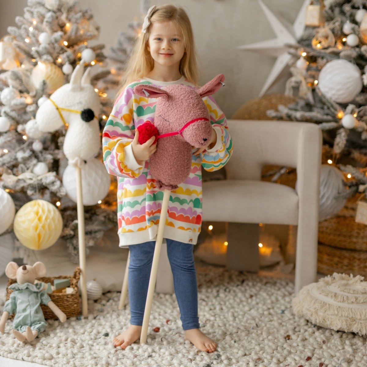 Bouclé Llama Hobby Horse Stick Toy - Rose - 95 cm - Tiny Tugz™