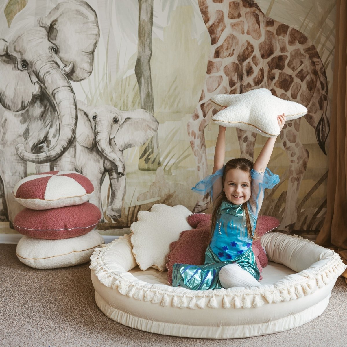 Bouclé Seashell & Starfish Cushions - Ecru - Set of 2 - Tiny Tugz™