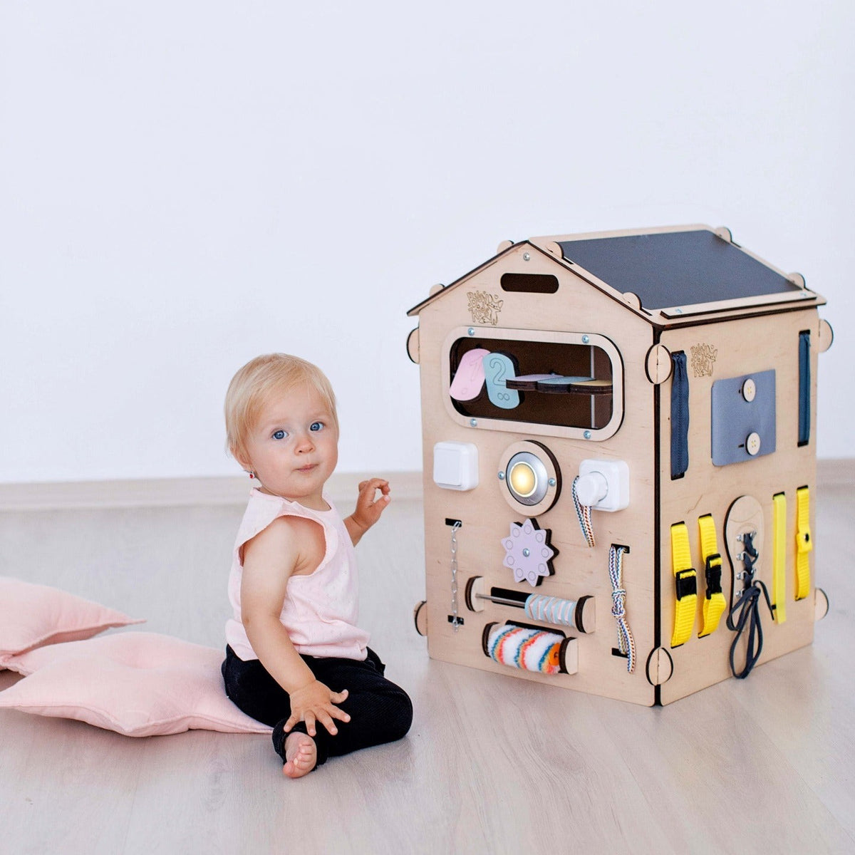 Busy Board House – Natura Pastel, Limited Edition – handmade wooden Montessori activity house, made in Czech Republic