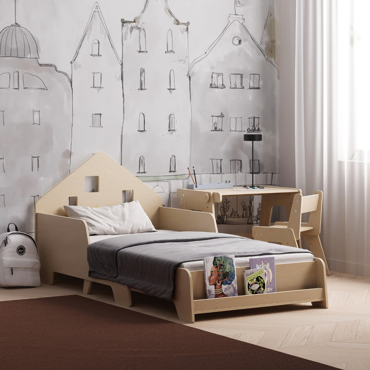 Extendable House Bed with LED Lighting – handmade wooden children's bed, made in Czech Republic