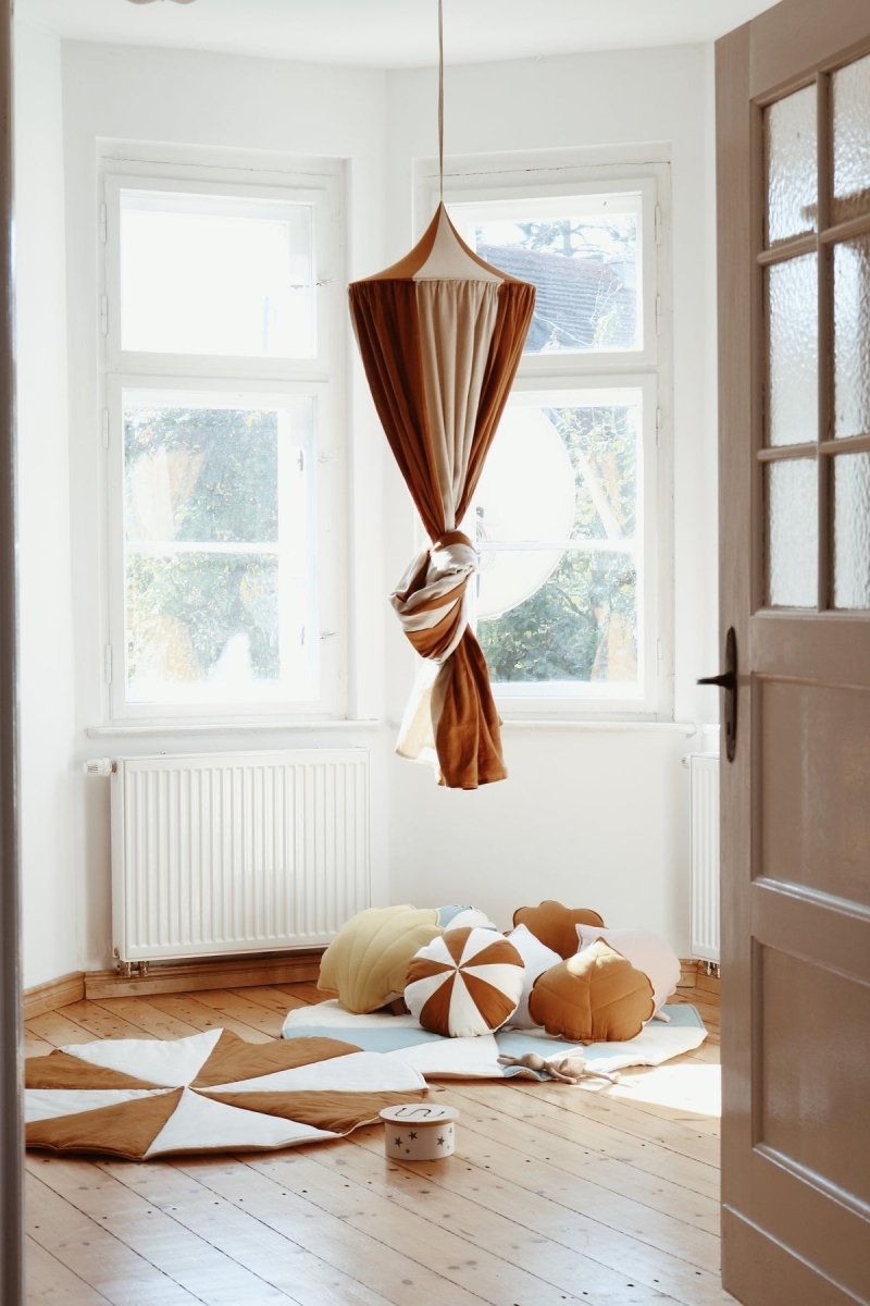 Caramel Circus Cotton & Linen Bed Canopy for Babies & Kids (0–6y) - Tiny Tugz™