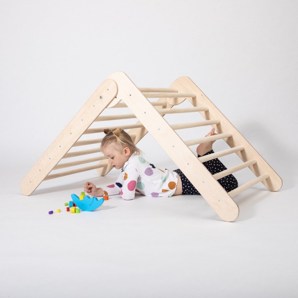 Foldable Montessori Climber (Ramp Excluded) - Tiny Tugz™