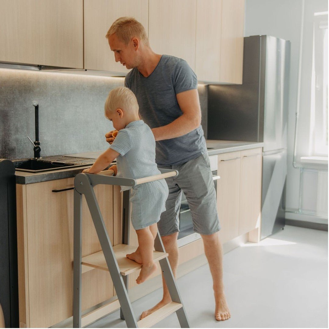 Foldable Wooden Kitchen Tower for Kids – Removable Safety Rail - Tiny Tugz™