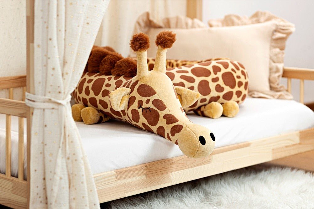 Gia Giraffe Cuddle Pillow & Bed Wall Bumper - Minky, 230 cm (Spotted Print) - Tiny Tugz™