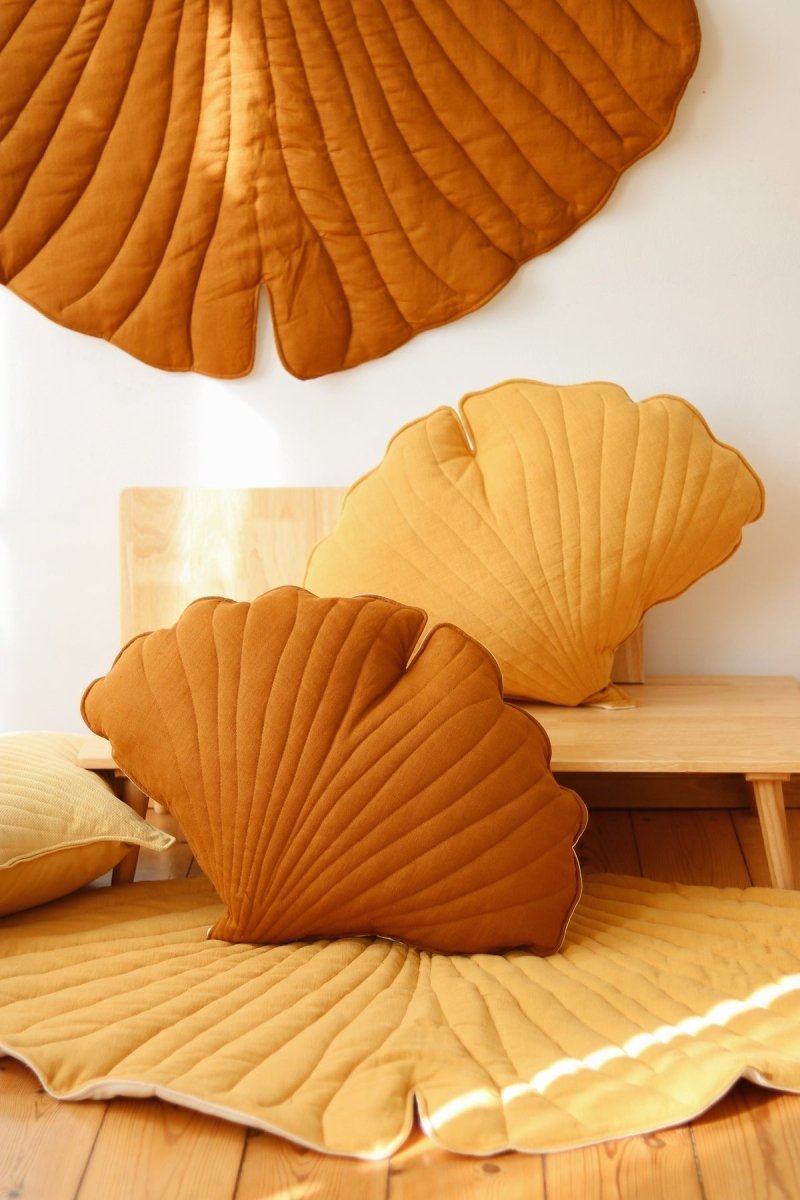 Ginkgo Leaf Play Mat (Caramel) – Velvet & Cotton, Handmade - Tiny Tugz™