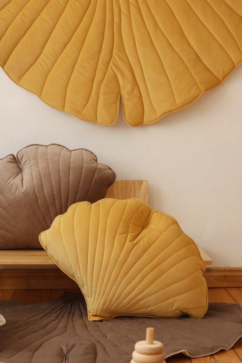 Ginkgo Leaf Play Mat (Yellow) – Velvet & Cotton, Handmade - Tiny Tugz™