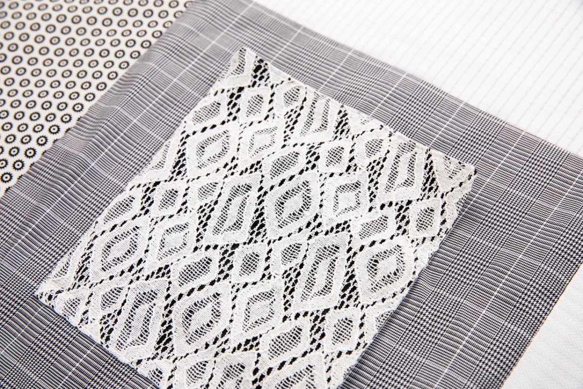GOTS Organic Activity Mat & Arches 100×100 cm for Babies (0–18m) - Black - Tiny Tugz™