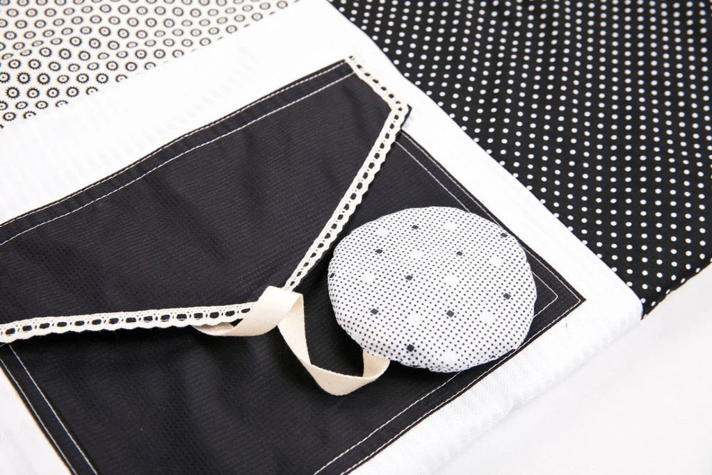 GOTS Organic Activity Mat & Arches 100×100 cm for Babies (0–18m) - Black - Tiny Tugz™