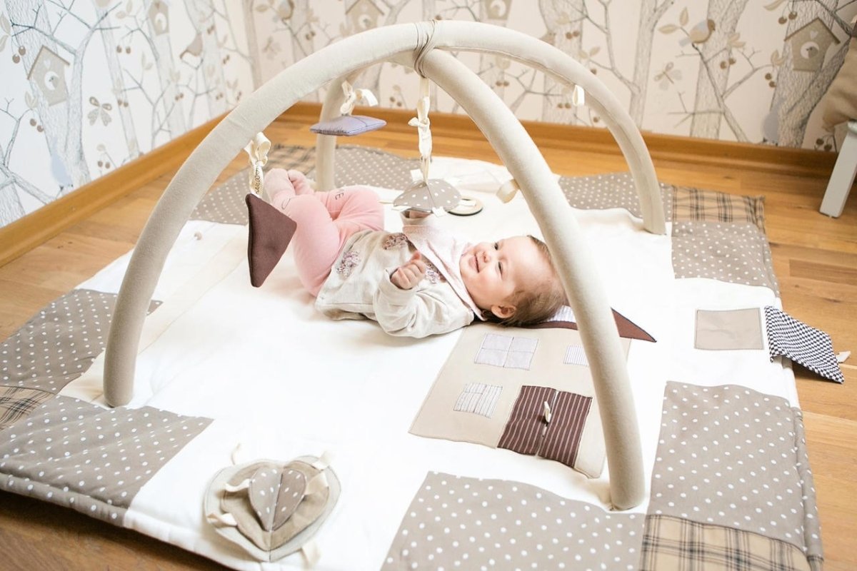 GOTS Organic Activity Mat & Arches 120×120 cm for Babies (0–18m) - Brown - Tiny Tugz™