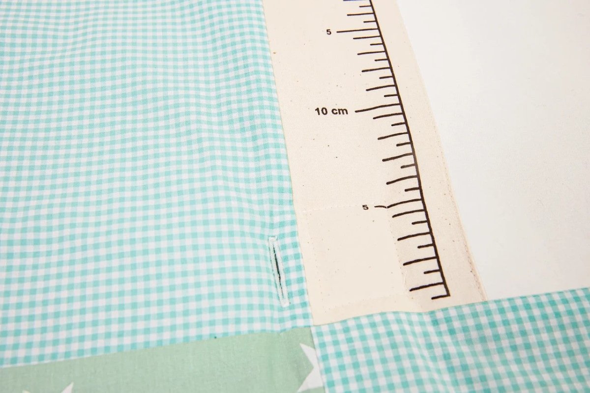 GOTS Organic Activity Mat & Arches 120×120 cm for Babies (0–18m) - Mint Green - Tiny Tugz™