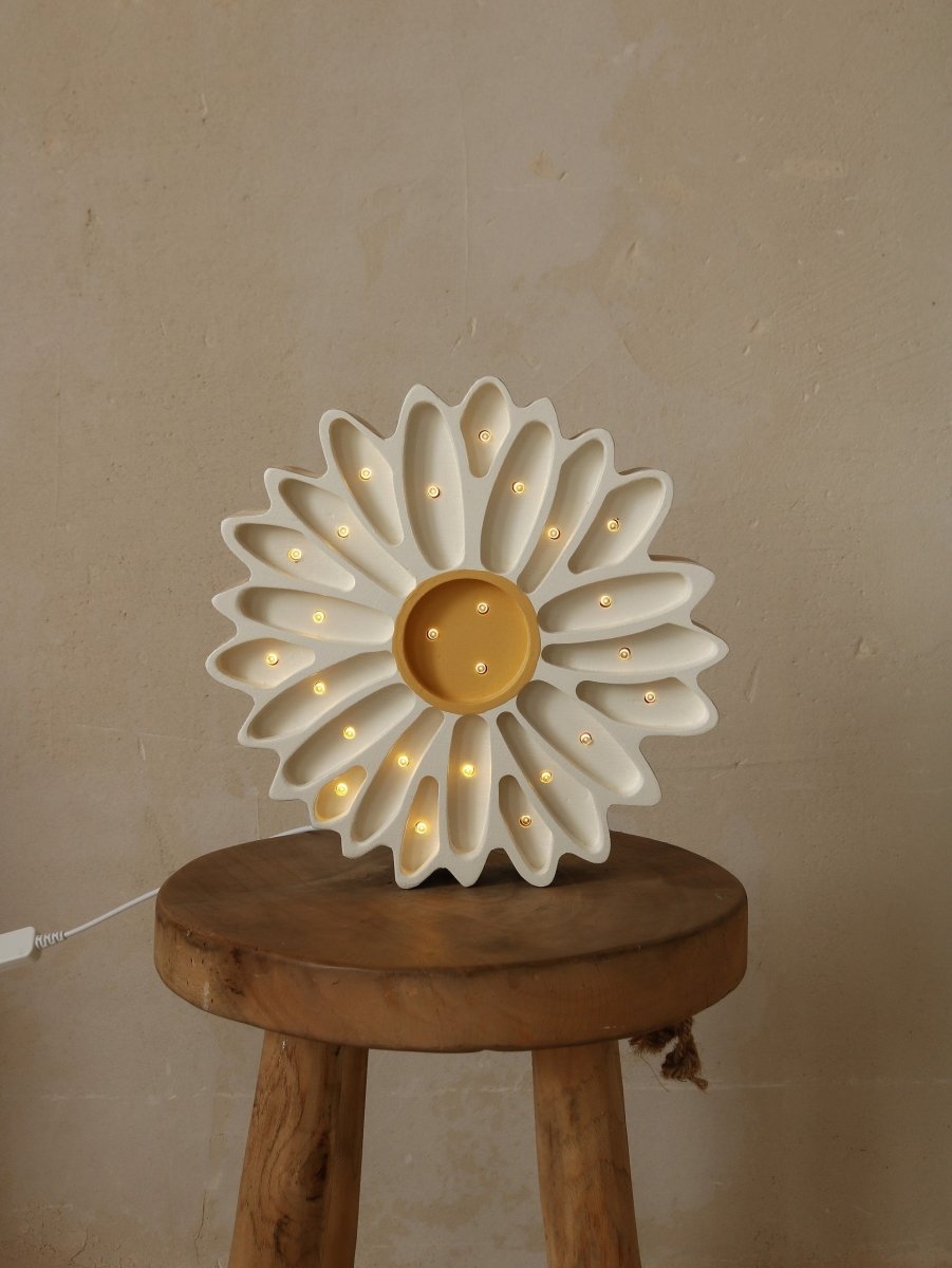Handmade Wooden Night Light (Daisy) - Tiny Tugz™
