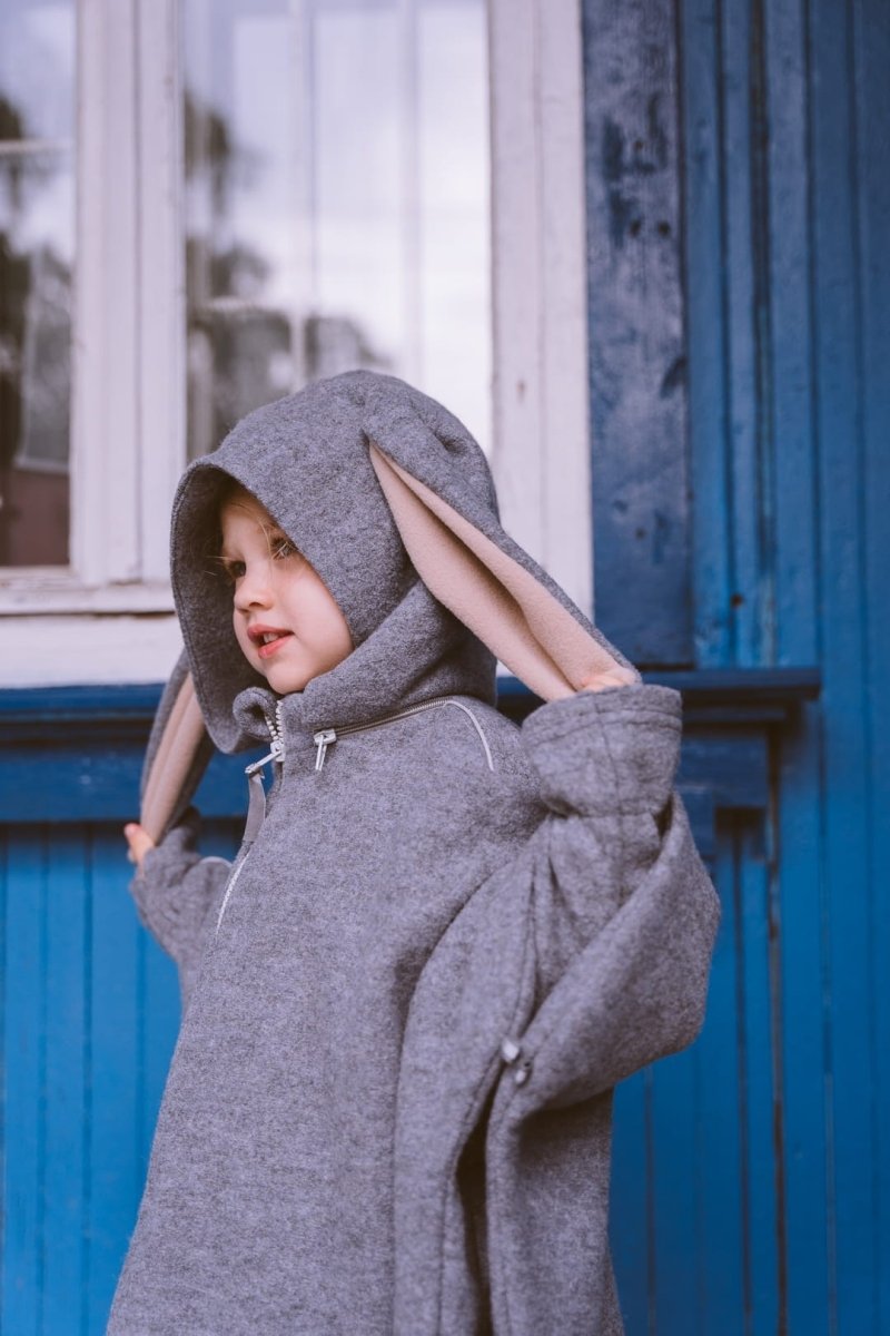 Kids 100% Merino Wool Car Poncho – Car Seat Safe (Bunny) - Tiny Tugz™
