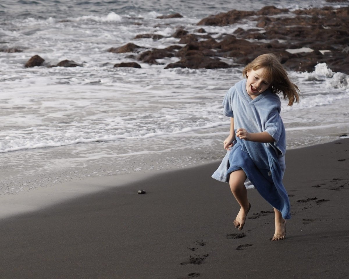 Kids Bamboo & Cotton Blend Poncho (Blue Bear) - Tiny Tugz™