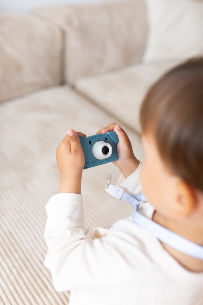 Hoppstar Kids Camera Rookie – includes 16GB SD card, charging lanyard and OTG adapters