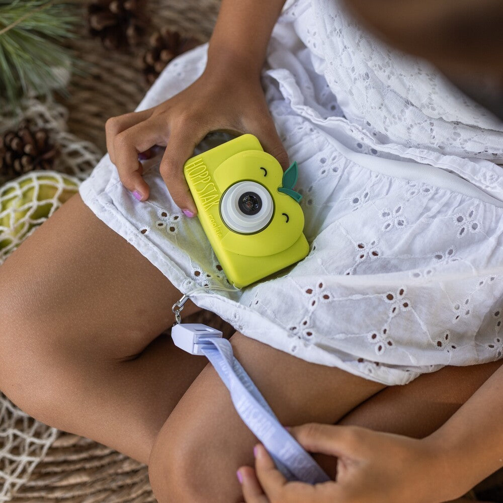 Hoppstar Kids Camera Rookie – 2.0-inch IPS screen with auto focus and face detection