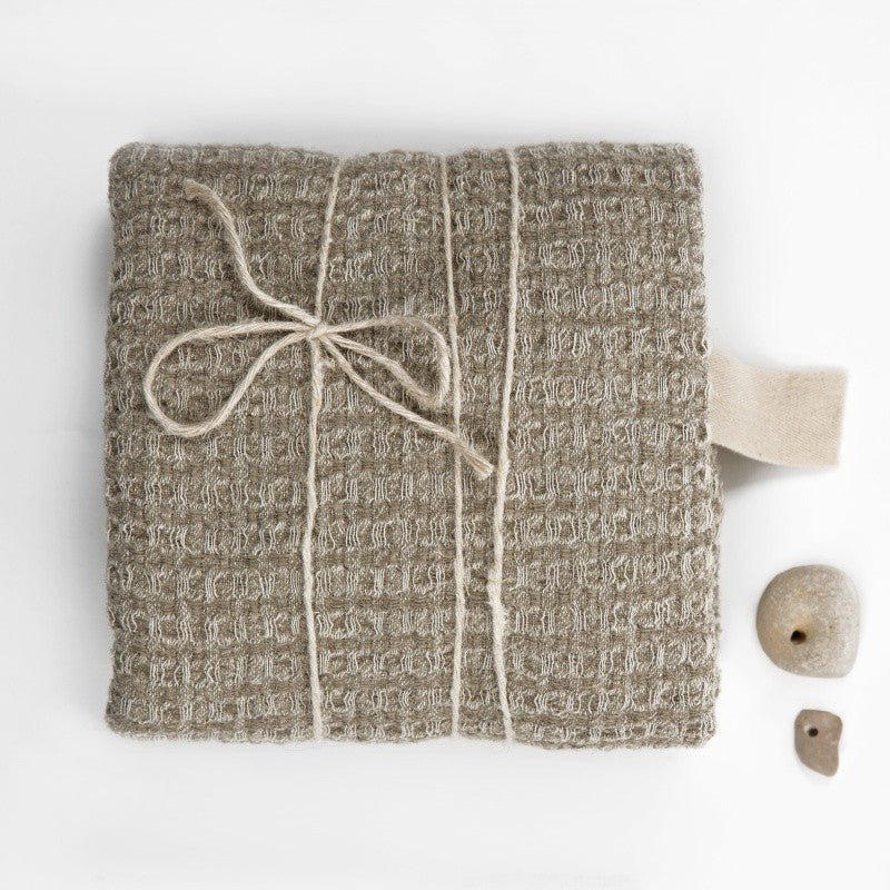 Kids Extra Large 100% Linen Bath Towel (Textured Grey) - Tiny Tugz™