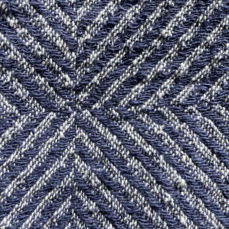 Kids Large 100% Linen Bath Towel (Blue Fishbone) - Tiny Tugz™