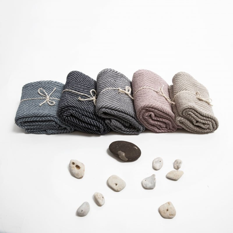 Kids Large 100% Linen Bath Towel (Blue Fishbone) - Tiny Tugz™