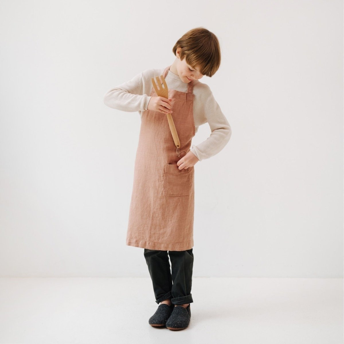 Kids’ Linen Daily Apron (Cafe Creme) – 100% Stone-Washed Linen, Handmade - Tiny Tugz™