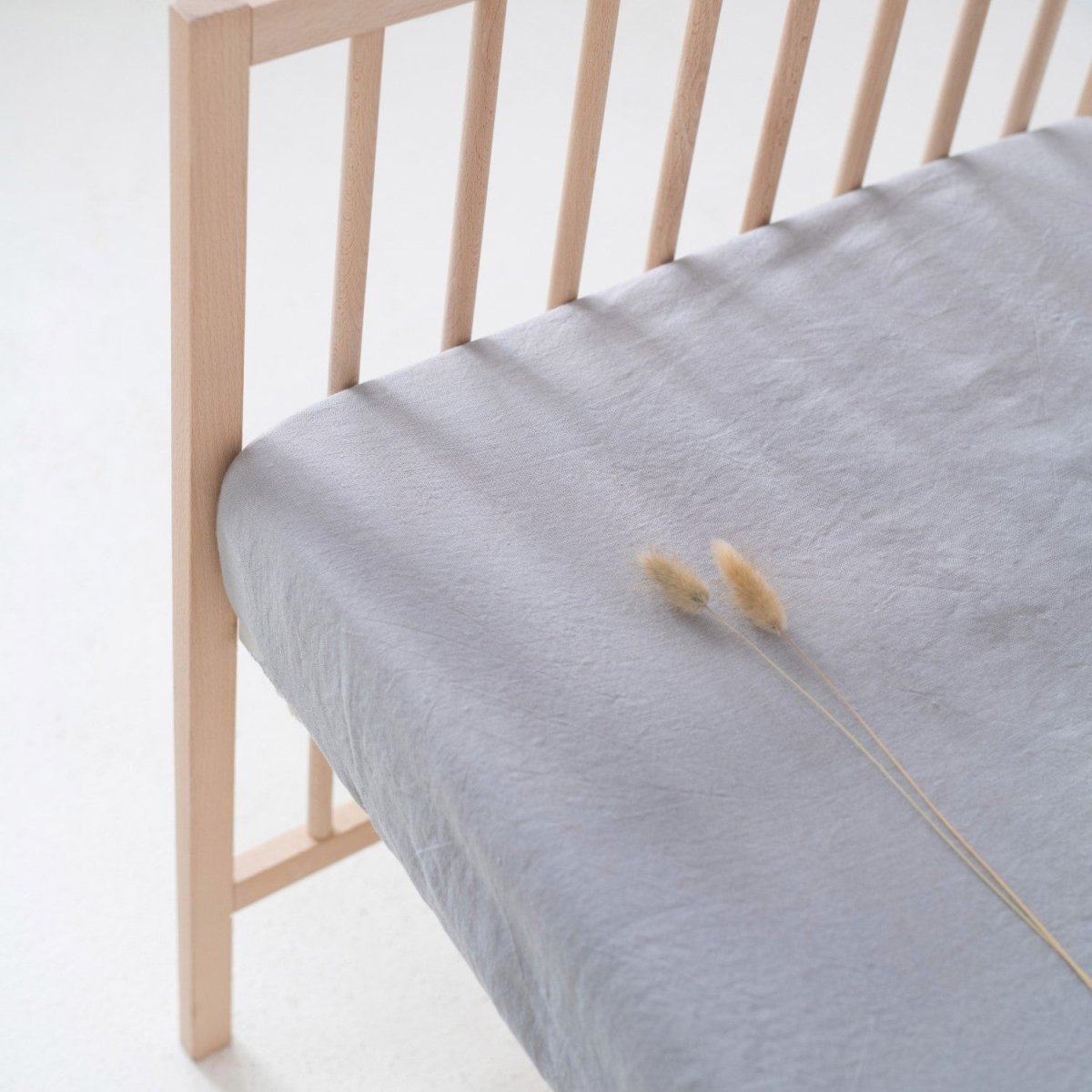 Kids’ Linen Fitted Sheet (Light Grey) – 100% Linen, Handmade - Tiny Tugz™
