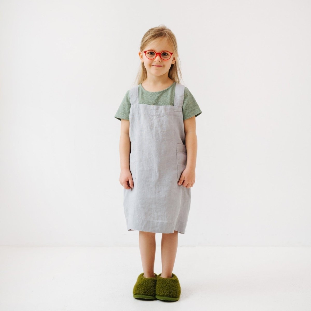 Kids’ Linen Pinafore Apron (Light Grey) – 100% Stone-Washed Linen, Handmade - Tiny Tugz™