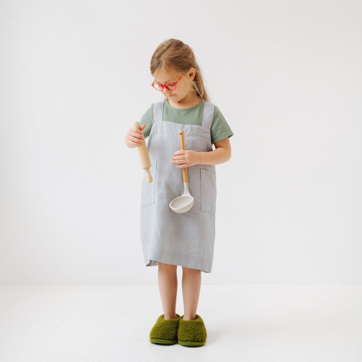 Kids’ Linen Pinafore Apron (Light Grey) – 100% Stone-Washed Linen, Handmade - Tiny Tugz™