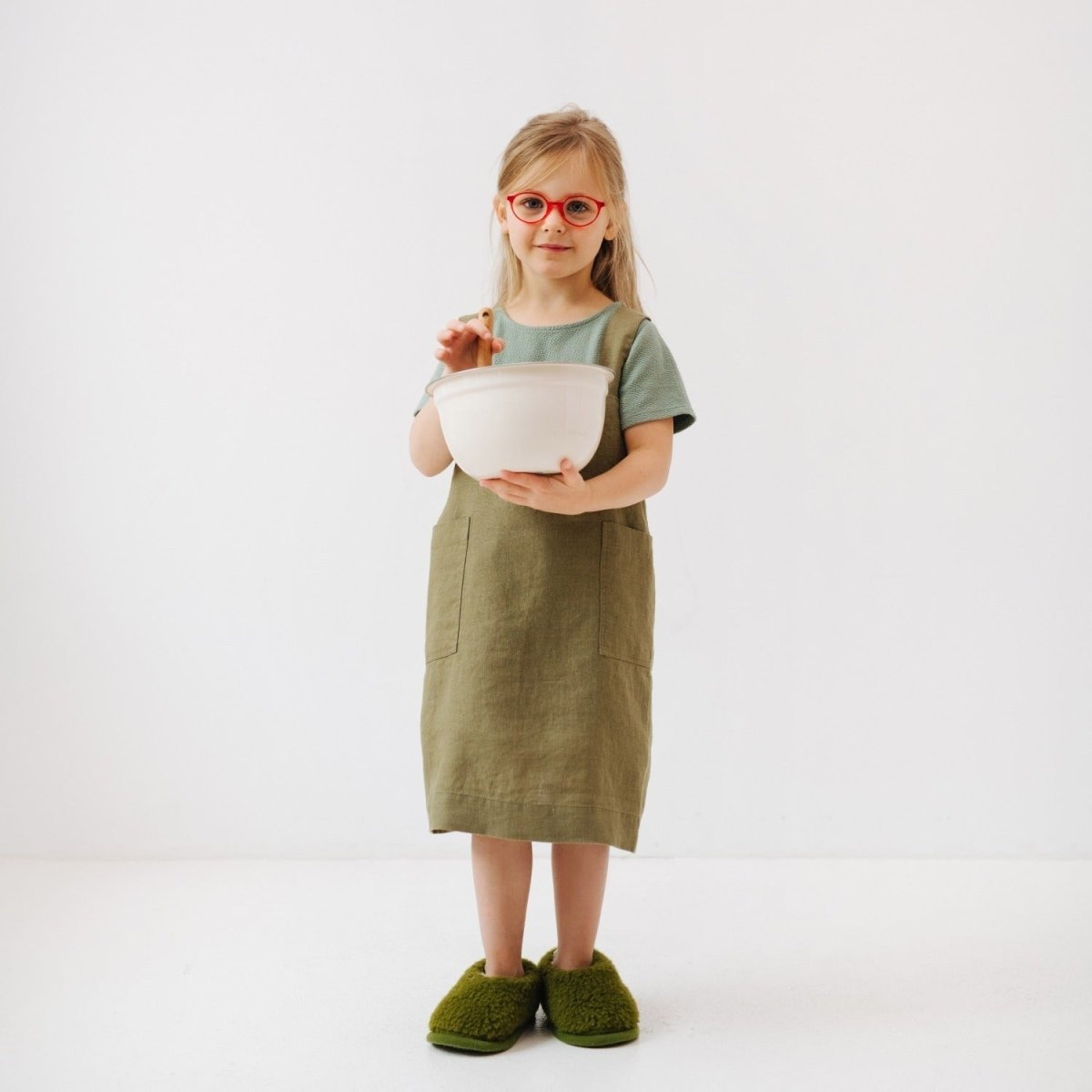 Kids’ Linen Pinafore Apron (Olive) – 100% Stone-Washed Linen, Handmade - Tiny Tugz™