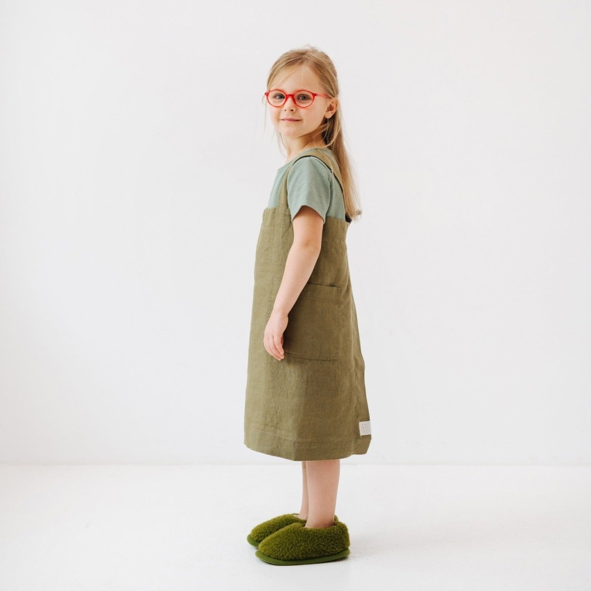 Kids’ Linen Pinafore Apron (Olive) – 100% Stone-Washed Linen, Handmade - Tiny Tugz™