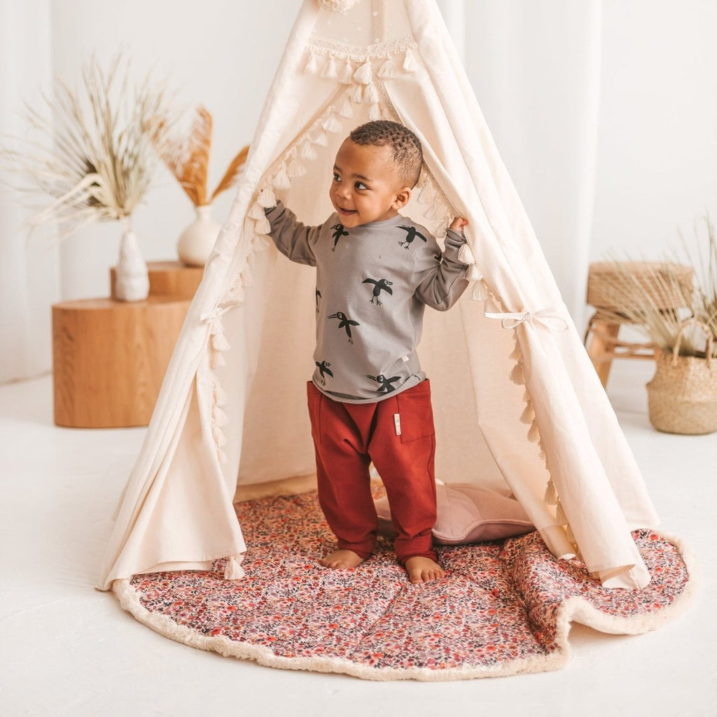 Kids Play Mat with Cotton Fringe - Floral Rose - Round, 115 cm - Tiny Tugz™
