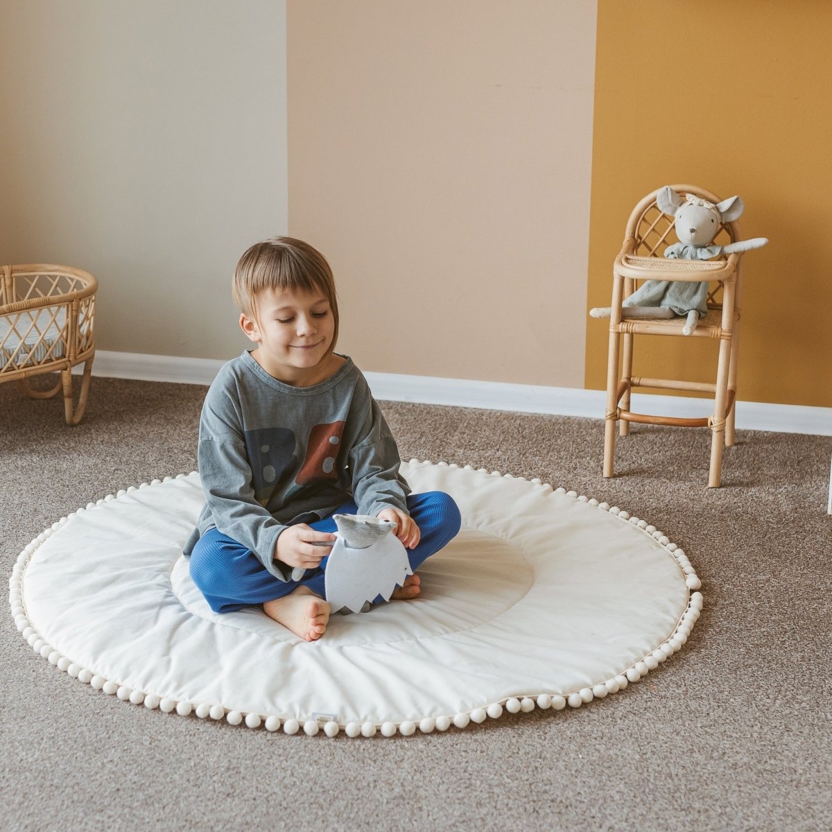 Kids Play Mat with Pompom Border - Ecru - Round, 115 cm - Tiny Tugz™