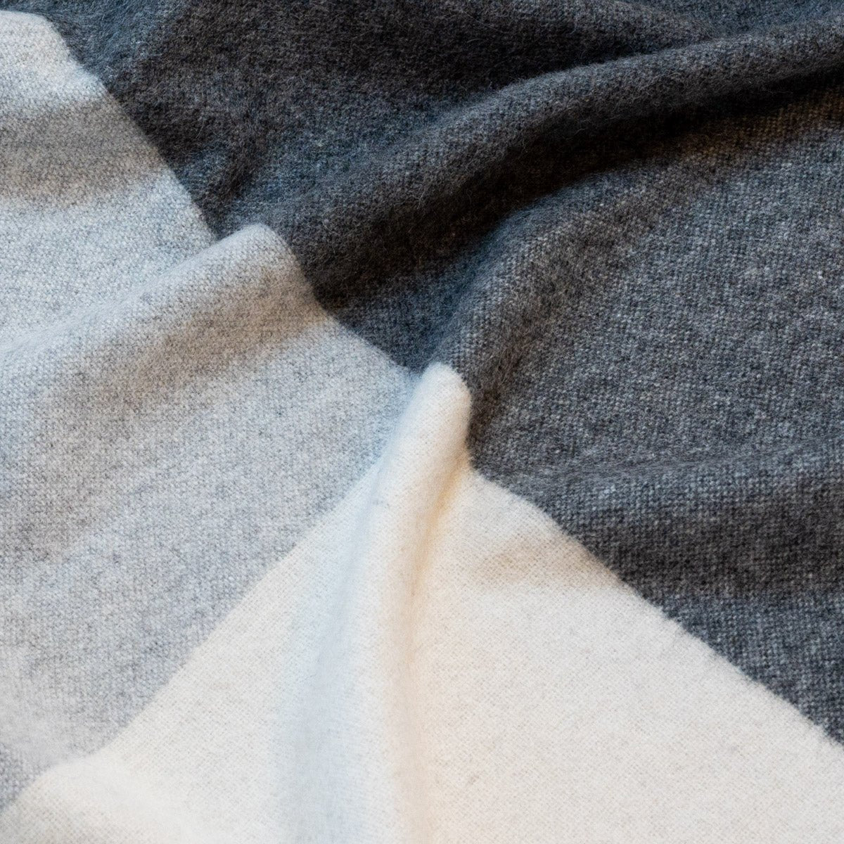 Kids Tartan Recycled Alpaca Wool Blanket Classic Check (150 x 200cm) - Tiny Tugz™