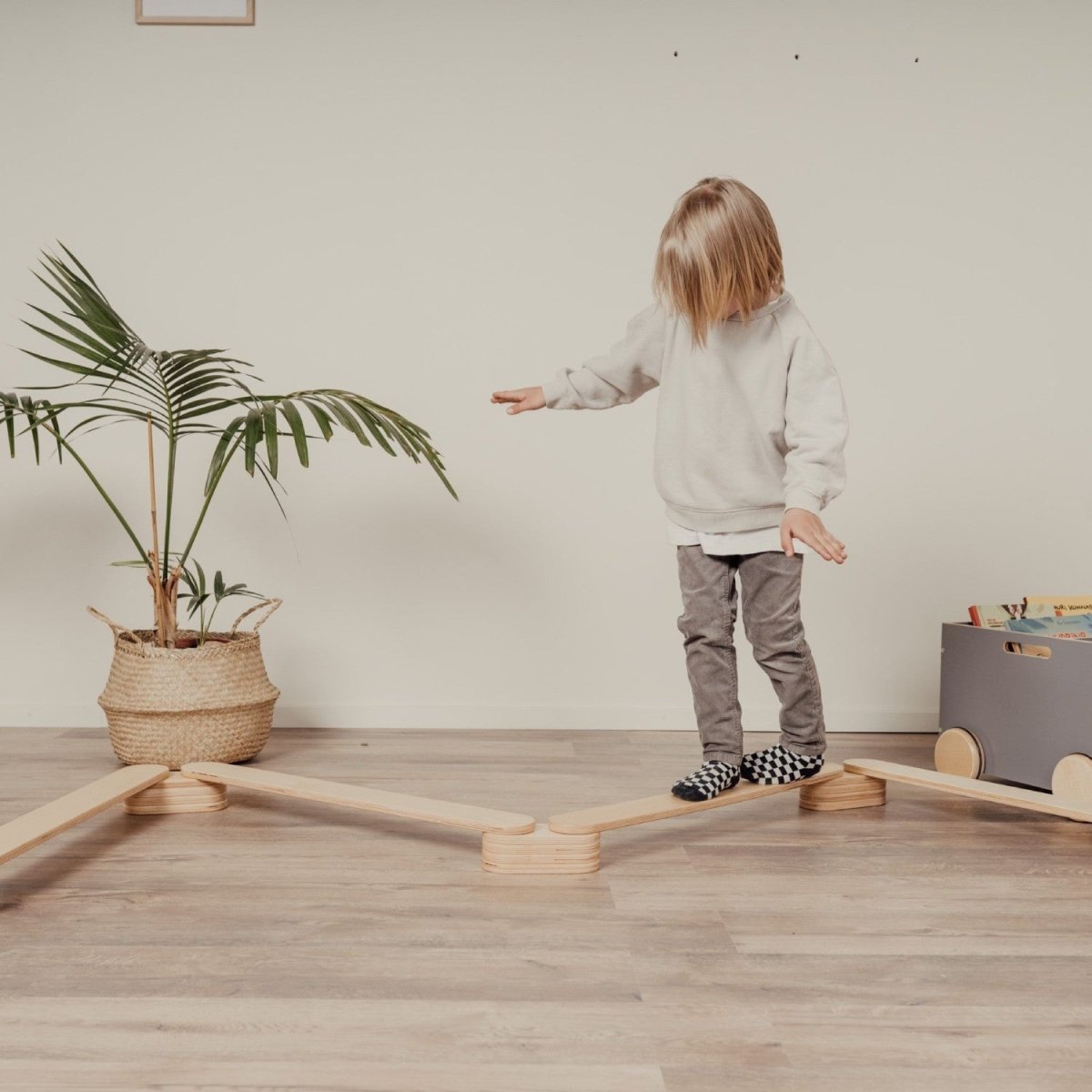 Kids Wooden Balance Beam (Set of 6) - Tiny Tugz™