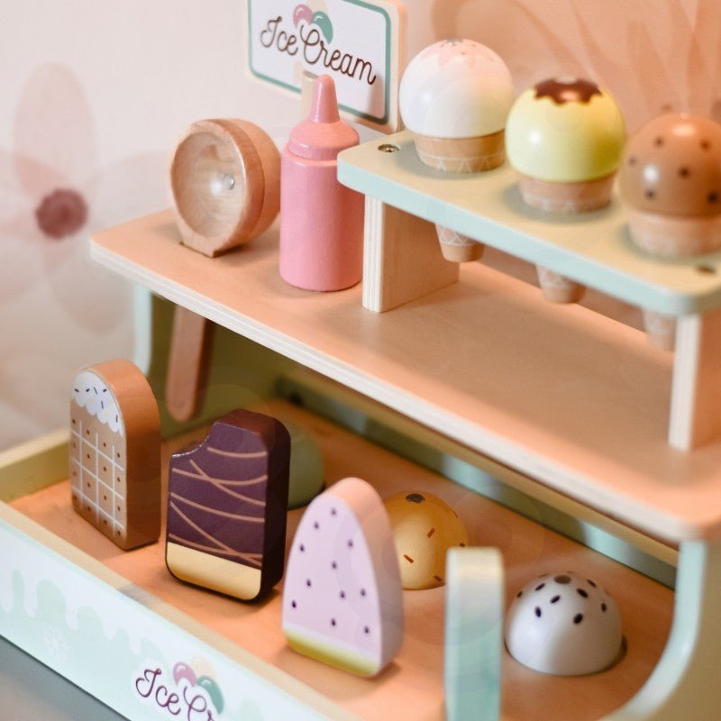 Kids Wooden Ice Cream Shop Play Set – 16 Pieces - Tiny Tugz™