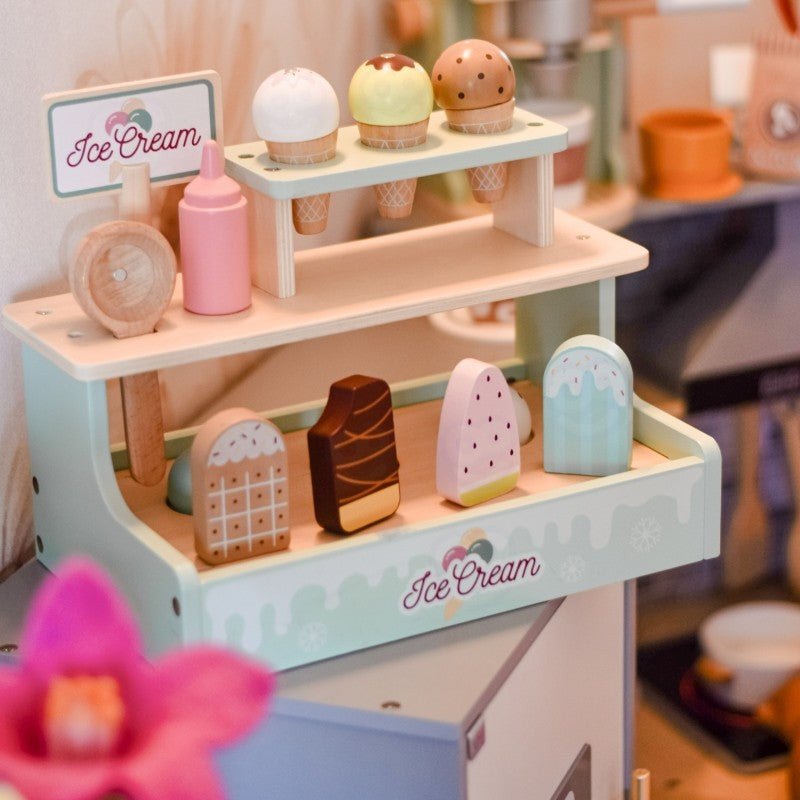 Kids Wooden Ice Cream Shop Play Set – 16 Pieces - Tiny Tugz™