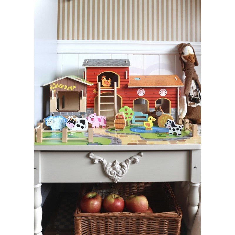 Kids Wooden Mega Farm Play Set – 18 Pieces - Tiny Tugz™