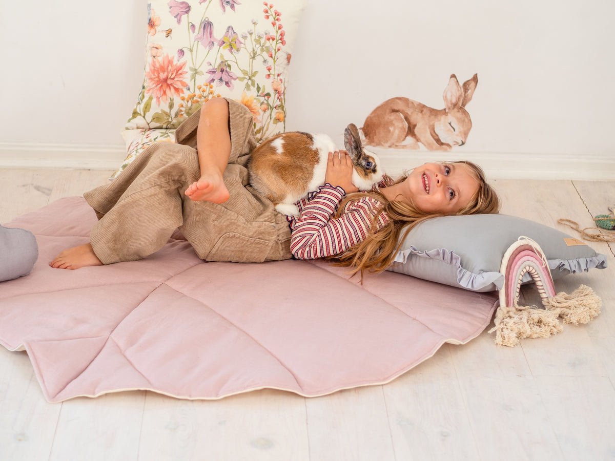 Leaf Play Mat (Powder Pink) – Cotton & Linen, Handmade - Tiny Tugz™