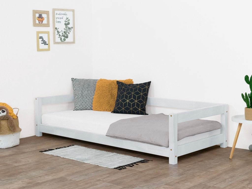 LUCKY Montessori Floor Bed - Open Entrance - 80/90 cm - Solid Spruce - Tiny Tugz™