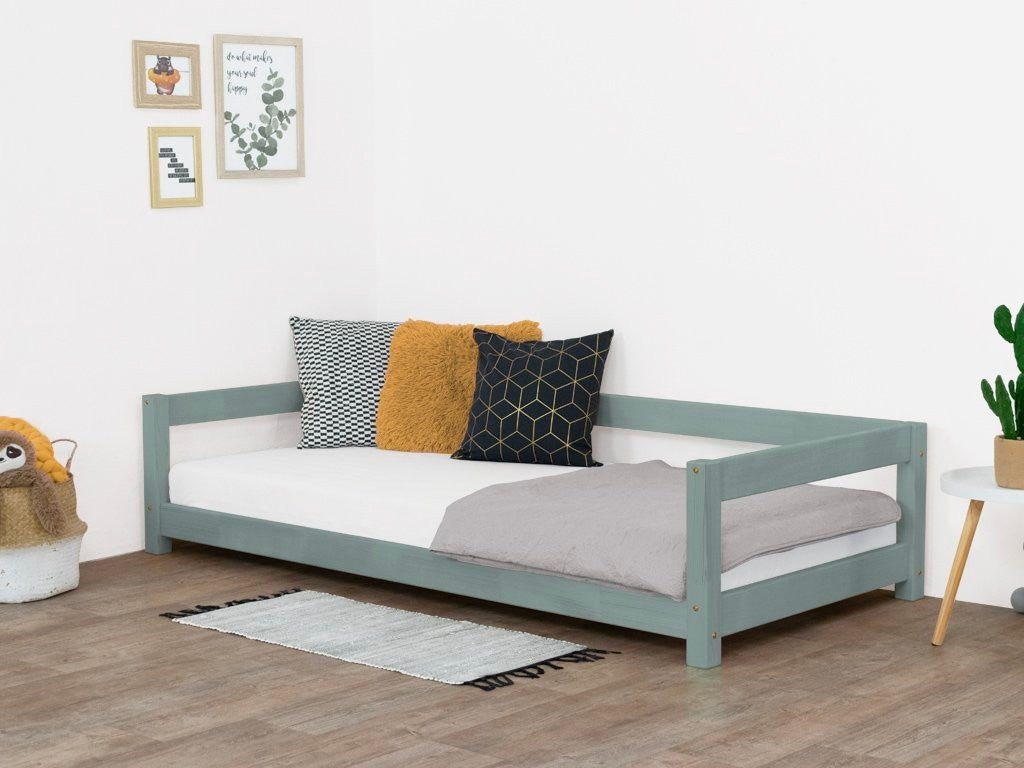 LUCKY Montessori Floor Bed - Open Entrance - 80/90 cm - Solid Spruce - Tiny Tugz™